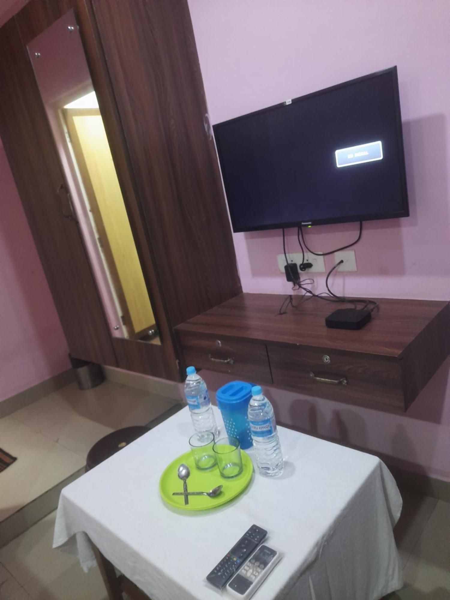 Skyway Rooms Pondicherry Exterior photo